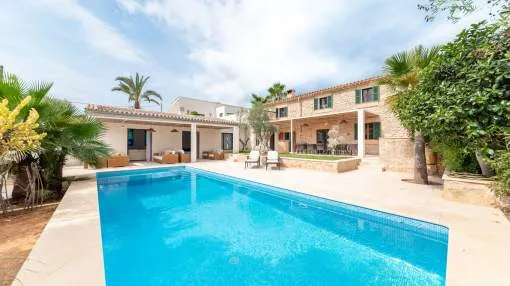 Impressive village estate situated in the enchanting mountain village of Es Capdella Impressive village estate situated in the enchanting mountain village of Es Capdella