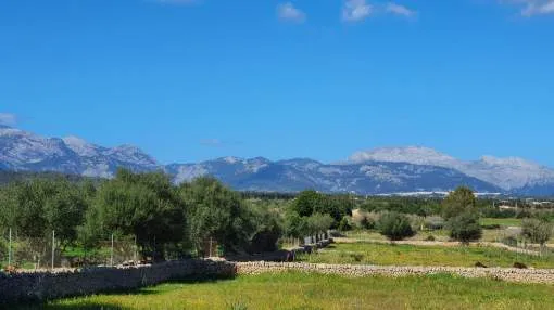 Building plot with licence and fantastic mountain view in Llubi Building plot with licence and fantastic mountain view in Llubi