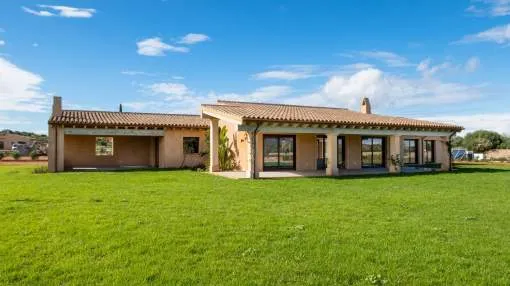 New finca with views to the church of Santanyí New finca with views to the church of Santanyí