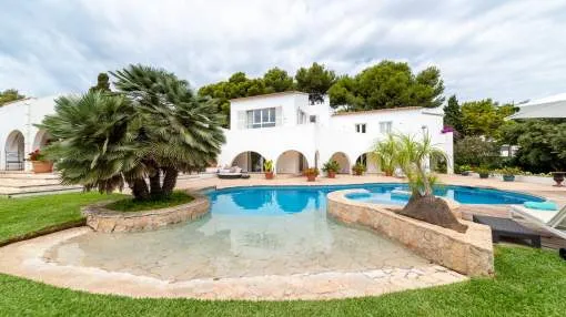 Family villa set in a beautiful garden close to the sea Family villa set in a beautiful garden close to the sea