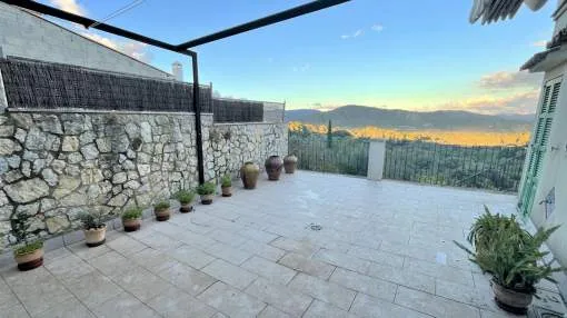 Village house with spacious outdoor area and panoramic views in Campanet