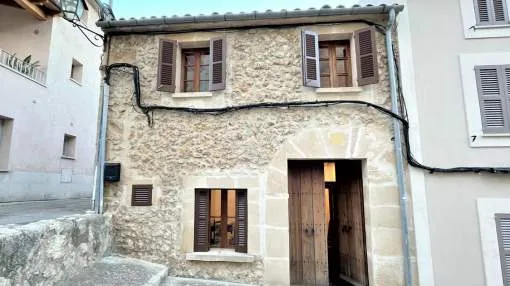 Traditional village house in the heart of Pollensa