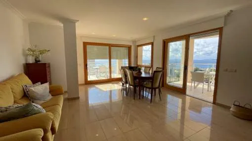 Bright flat with sea views, pool and garden area in Cala Figuera Bright flat with sea views, pool and garden area in Cala Figuera