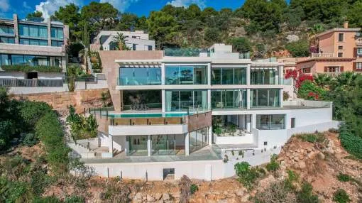 Designer villa in Canyamel with breathtaking sea views and a large pool Designer villa in Canyamel with breathtaking sea views and a large pool