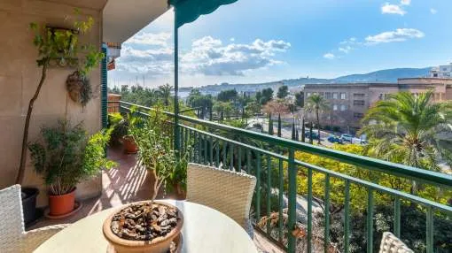 Representative flat in Palma with fantastic views of Castell de Bellver Representative flat in Palma with fantastic views of Castell de Bellver