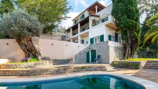 Charming villa close to Cala Deià with splendid panoramic views