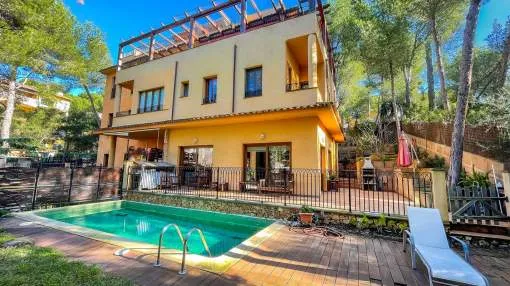 Terraced house in Cala Fornells with private garden and pool Terraced house in Cala Fornells with private garden and pool