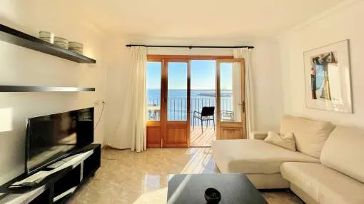 Frontline penthouse with spectacular views to the sea and bay of Alcudia