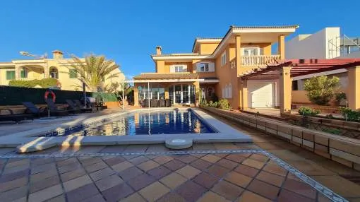 Mallorcan villa in Port Adriano with a lot of charm