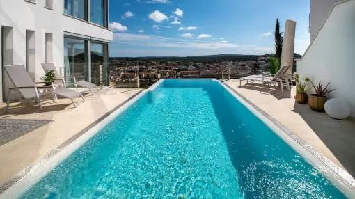 Exclusive villa in Santa Ponsa with spectacular sea views Exclusive villa in Santa Ponsa with spectacular sea views