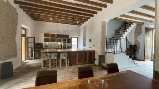 Beautiful natural stone house between Soller and Fornalutx on the west coast of Mallorca