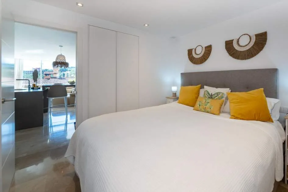 Beautiful apartment with a lovely private garden