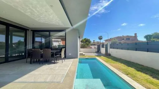 Bright and modern house close to Palma for sale