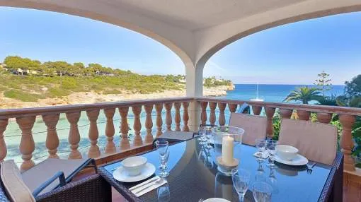 Luxury appartment at the beach in Cala Mandia