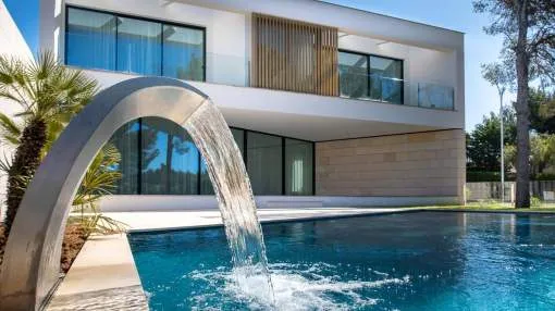New avant-garde villa not far from the harbour of Port Adriano New avant-garde villa not far from the harbour of Port Adriano