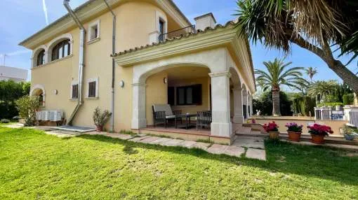 Amazing villa with private garden in Playa de Muro Amazing villa with private garden in Playa de Muro