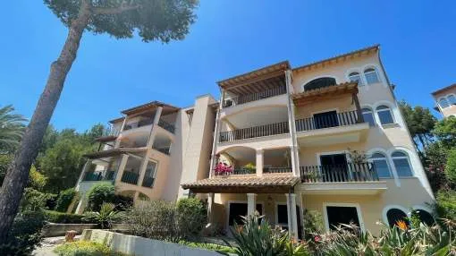 Beautiful 2 bedroom penthouse in popular complex in Cala Fornells