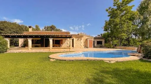 Charming finca with swimming pool and holiday license in Pollensa