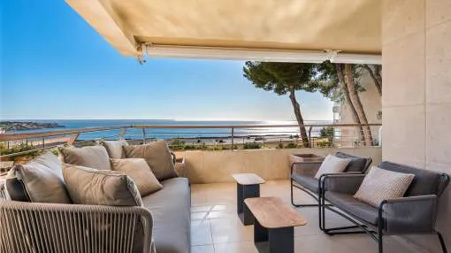 Luxurious sea view apartment in San Agustín in a front line community Luxurious sea view apartment in San Agustín in a front line community