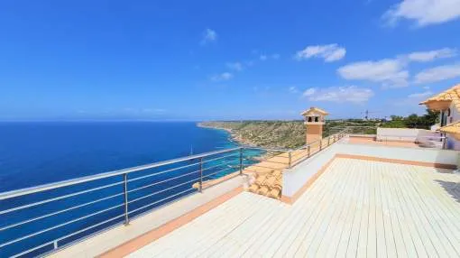 Unique property in first sea line with stunning panoramic views in Badia Blava Unique property in first sea line with stunning panoramic views in Badia Blava