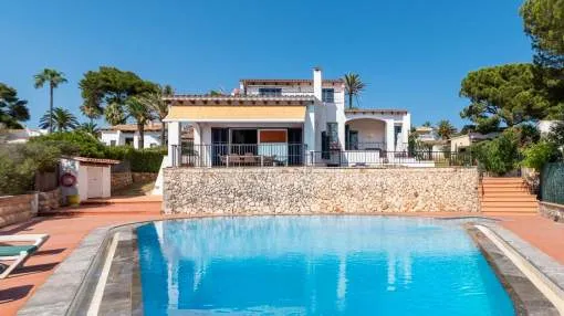 Mediterranean villa on the seafront with holiday license Mediterranean villa on the seafront with holiday license