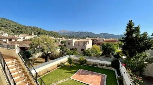 Detached house with mountain views in Mancor del Valle.
