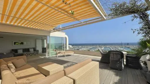 Stylish and bright beach-house style apartment with incredible views of the marina of Portals Stylish and bright beach-house style apartment with incredible views of the marina of Portals