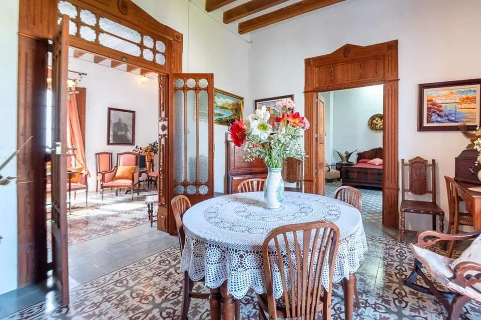 Unique opportunity to buy a historical house in the centre of Sta. Margalida