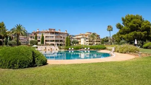 Elegant and stunning ground floor apartment in the exclusive Mardavall Residence. Elegant and stunning ground floor apartment in the exclusive Mardavall Residence.