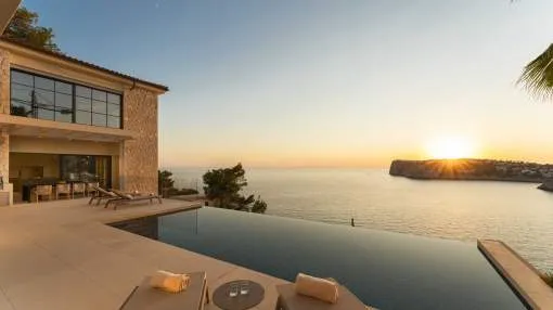 Newly built Luxury Villa in a spectacular Location in Cala Llamp