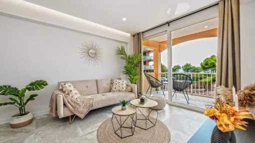 Modern apartment only steps from the exclusive Port Adriano & the sea Modern apartment only steps from the exclusive Port Adriano & the sea