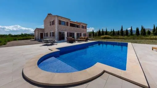 New built country house with garage close to the sea in Puerto Pollensa