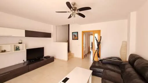 Wonderful semi-detached house in S'Estanyol Wonderful semi-detached house in S'Estanyol