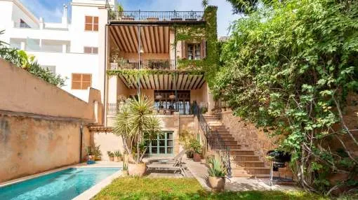 Beautiful manor house with swimming pool in El Terreno Beautiful manor house with swimming pool in El Terreno