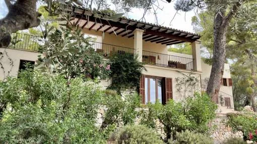 Villa with lovely gardens, walking distance to Puerto de Andratx harbour Villa with lovely gardens, walking distance to Puerto de Andratx harbour