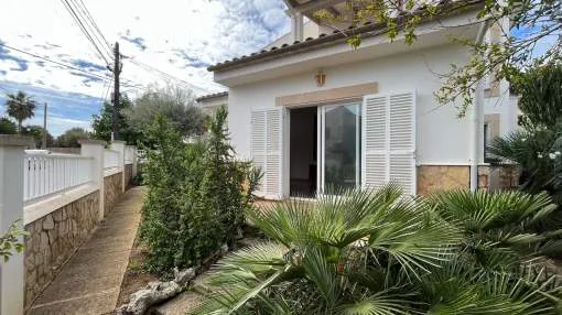 Chalet for rent in Cala Llombards Chalet for rent in Cala Llombards