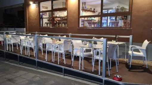 For rent commercial premises with business in Port d Andratx For rent commercial premises with business in Port d Andratx