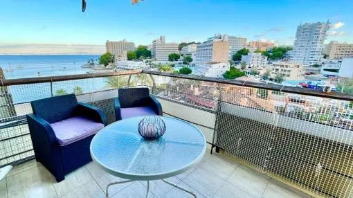 Frontline sea view apartment with direct access to the beach Frontline sea view apartment with direct access to the beach