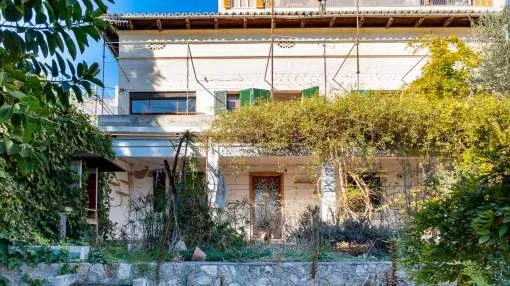 Villa with sea views in El Terreno, unbeatable investment opportunity