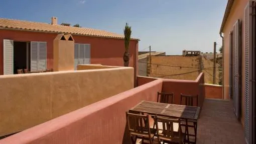 Modern first floor apartment in Es Llombards