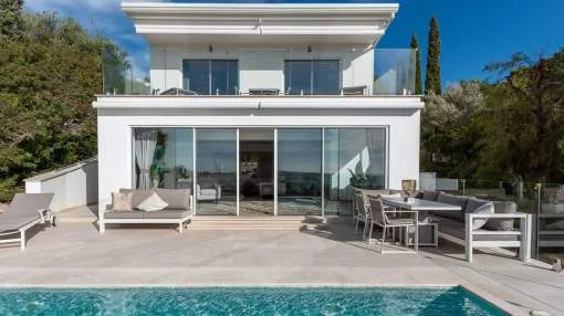 New modern villa in Costa d'en Blanes with fantastic panoramic sea views