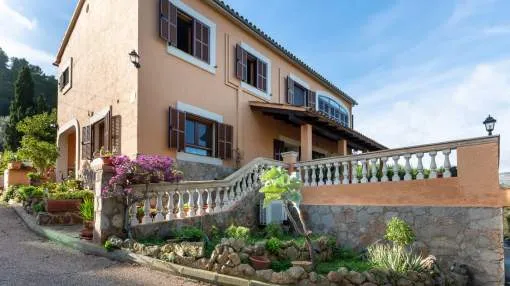 Traditional farmhouse with horse stables and views over the town of Andratx
