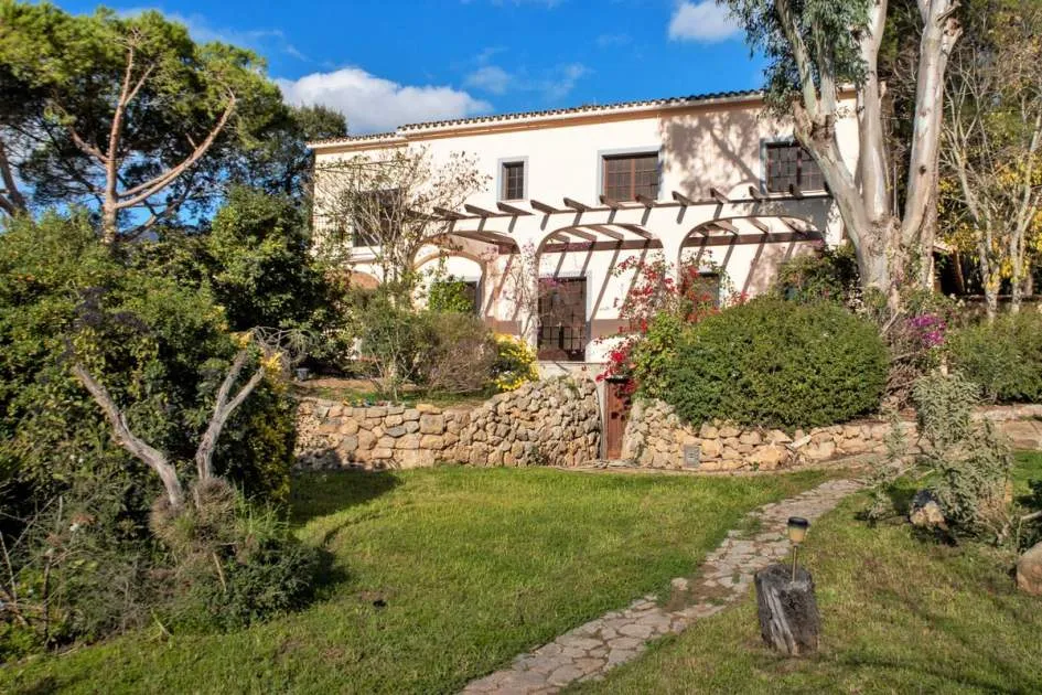 Spacious Finca on a dream Plot in perfect Privacy