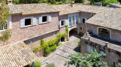 Unique and very generous 16th century country property near Escorca