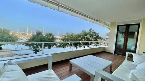 Mallorca apartments for rent: Modern sea view apartment for rent on the Paseo Maritimo in Palma.