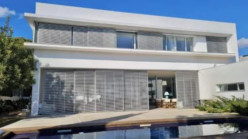 Modern sea view villa for short term rent Modern sea view villa for short term rent