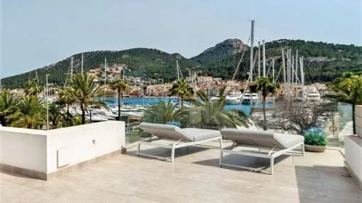 Designer villa in first line to the marina of Port de Andratx