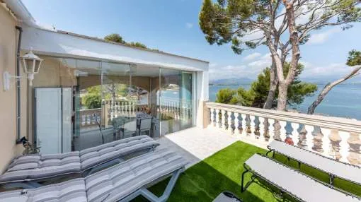 4 bedroom flat for rent with direct views of the sea 4 bedroom flat for rent with direct views of the sea