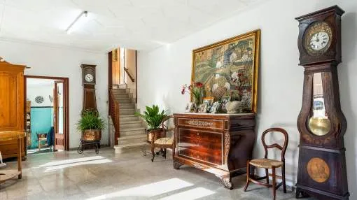 Village property with many original authentic features in Andratx Village property with many original authentic features in Andratx