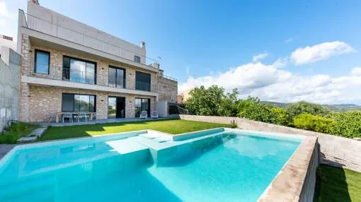 Spectacular Terraced House for Sale in Campanet Spectacular Terraced House for Sale in Campanet